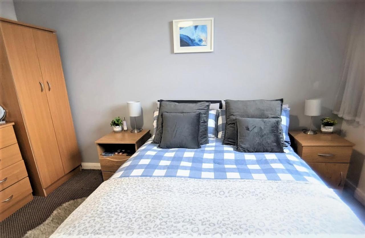 Large 3 Bedrooms In Liverpool City Centre, Free Parking ภายนอก รูปภาพ