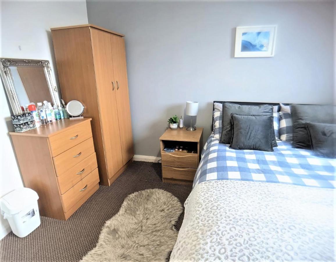 Large 3 Bedrooms In Liverpool City Centre, Free Parking ภายนอก รูปภาพ