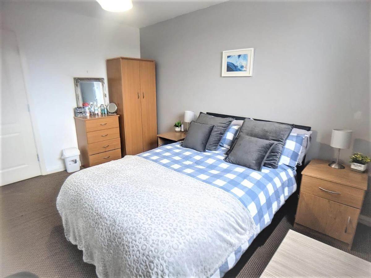 Large 3 Bedrooms In Liverpool City Centre, Free Parking ภายนอก รูปภาพ