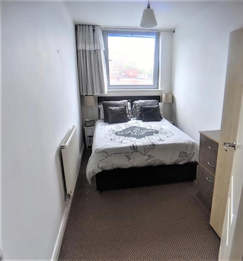 Large 3 Bedrooms In Liverpool City Centre, Free Parking ภายนอก รูปภาพ
