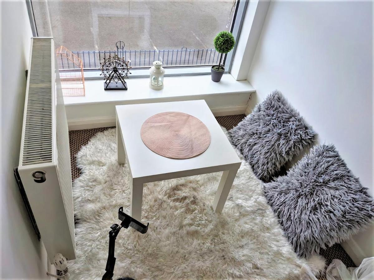 Large 3 Bedrooms In Liverpool City Centre, Free Parking ภายนอก รูปภาพ
