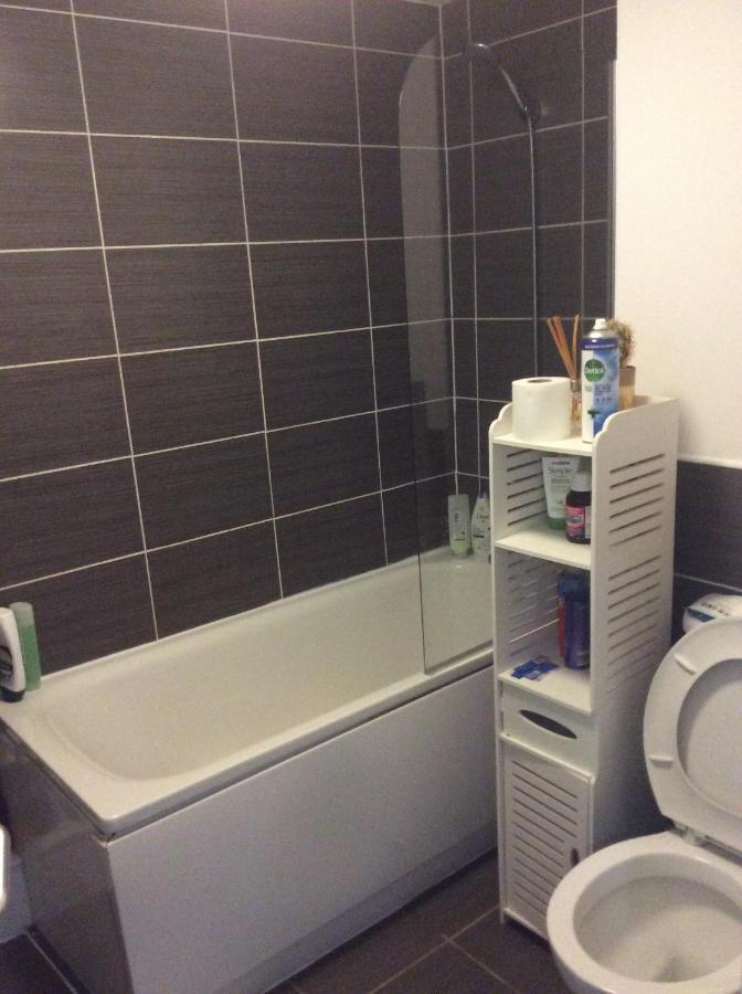 Large 3 Bedrooms In Liverpool City Centre, Free Parking ภายนอก รูปภาพ