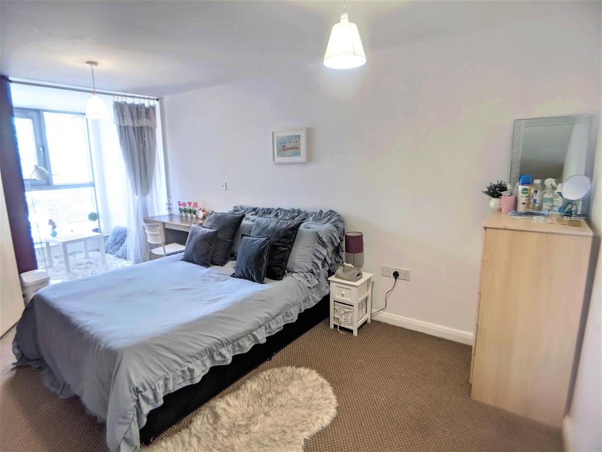 Large 3 Bedrooms In Liverpool City Centre, Free Parking ภายนอก รูปภาพ